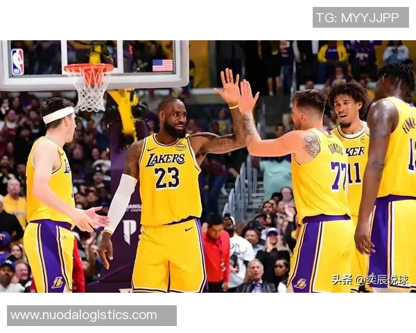 鹈鹕与湖人激战四月一日精彩回顾与赛后分析